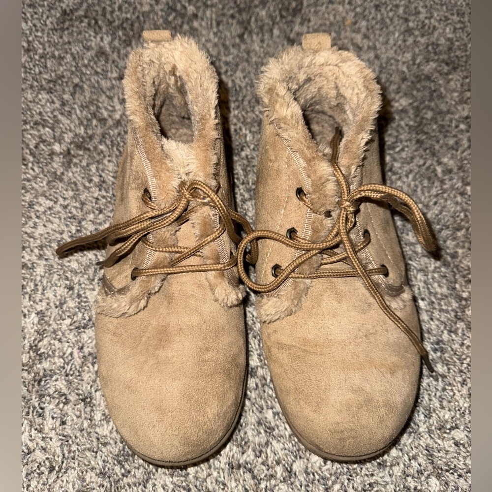 Warm Brown Boots with Faux Fur Lining